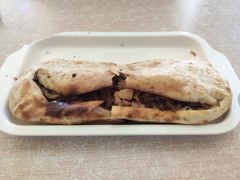 肥肠火烧-宝光熏肉鞋底火烧(新街口店)