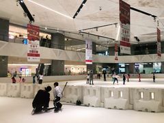 -冰纷万象滑冰场(南山万象天地店)