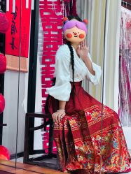 -懿沉香中式嫁衣礼服秀禾服龙凤褂马来褂旗袍总店