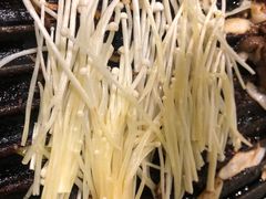 金针菇-燚店·铁板鱼蛙·烤肉·烤串(北新桥店)