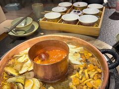 -菌自由丨野生菌火锅特色庭院餐厅(丽江古城店)