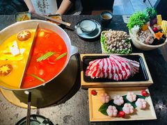 -湊湊火锅·茶憩(新中关购物中心店)