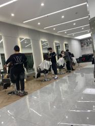 -TRIMS HAIR 修剪造型·烫染接发