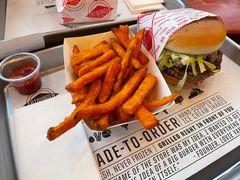 红薯条-FATBURGER 特富客汉堡(外交公寓店)