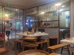-卤校长老火锅(杨家坪直营店)