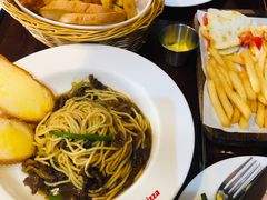 -Mr.Pizza米斯特比萨(盐城聚龙湖店)