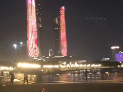 -南京眼步行桥
