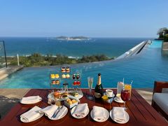 -瑰丽酒店·海吧·天际下午茶·现场DJ·天台酒吧