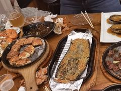 -老东镇啤酒屋海鲜加工·蒸汽海鲜·海鲜烧烤(台东店)