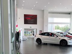 -TESLA 特斯拉(北京南四环中路特斯拉中心)