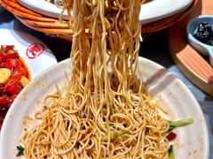 -肥肥虾庄·金牌油焖大虾(东湖欢乐谷店)