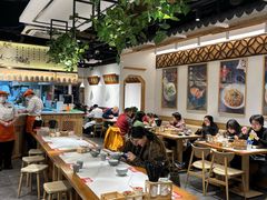 大堂-馋三尺蟹粉小笼(人民广场店)