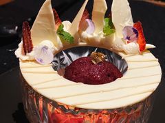 草莓奶冻-AZUL by FUEL蓝色·法式酒馆(琶醍店)