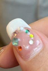 -UN·桃喜日系美睫美甲