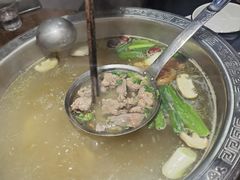 -乡土黄·鲜牛肉火锅·小龙虾(兴业街店)