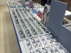 -美式眼镜·授权蔡司.依视路.尼康.豪雅.明月(南翔印象城店)