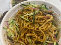 -黑八私房老北京炸酱面