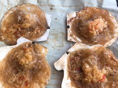 烤扇贝-何师烧烤·香辣蟹·川菜·30年老品牌(太古里旗舰店)
