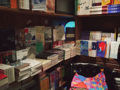 -橡皮书店(翠湖北路店)