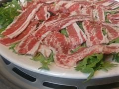 海盐黑胡椒和牛横膈膜（蒸汽）-日进一片海.生腌海鲜火锅.宵夜烧烤(三里屯总店)