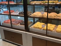 面包甜点陈列柜-奈雪的茶(石家庄万象城店)