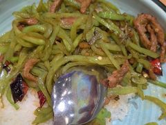 -西部马华清真兰州牛肉面·烧烤夜市(三里河店)