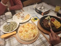 -菲滋意式餐厅(富阳东方茂店)