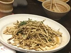 -亮欢寨酸汤鱼(沙冲路店)