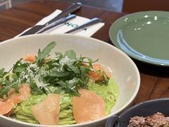 菠菜三文鱼意面-WOKKA by艮上(中海环宇荟店)