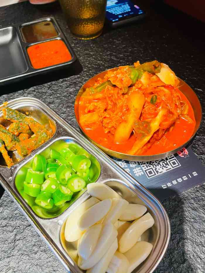 大口吃肉(仙湖路店)-"那天去嵊州找朋友玩 选择了大口吃肉挺热.