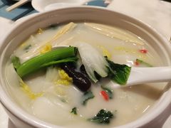 无油鱼汤腐竹煮时蔬-大树餐厅(益田假日店)