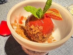 -弦月窗LUNETTE BY AMANDA(复兴路店)