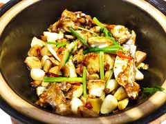 -胡桃里音乐餐厅(陶溪川店)(川湘赣菜·世界百大酒庄直供红酒·音乐表演)