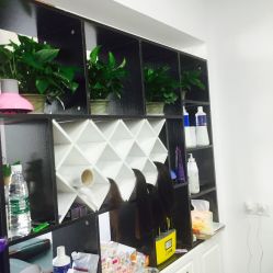 -V8潮牌·接发烫染连锁