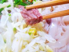 -啊墨江牛烂烀米线