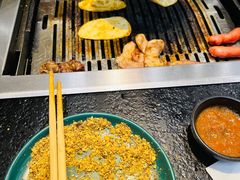 -臻牛烤肉