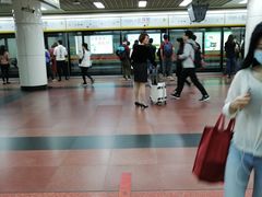 -公园前(地铁站)