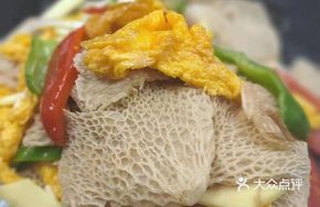 Stir-fried Earth Egg with Bamboo Tripe