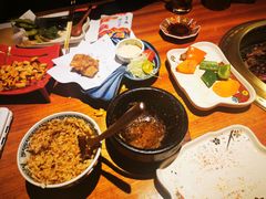 -肉魁屋·烧肉·烧鸟·酒场(高新店)