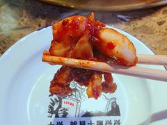 -沪小二炭火蛙锅(淮海中路美食不夜城店)