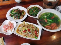 -华冠悠岚·庭院餐厅(青城后山店)