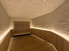 -涨巢·潮玩水疗局