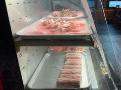 -江南猪肉商会无限续吃(弘大店)