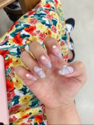 -小四撸猫美甲咖