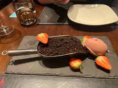 -恰餐厅及酒吧 CHAR Bar & Grill (北京丽都皇冠假日店)