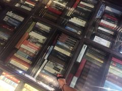 -钟书阁(松江泰晤士小镇店)