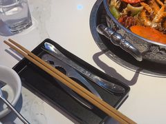 -七欣天香辣蟹火锅(闵行浦江欢乐颂店)