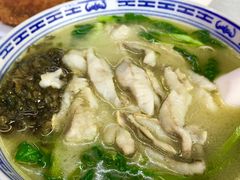 招牌黄鱼面-明呈黄鱼面馆(斜土路店)