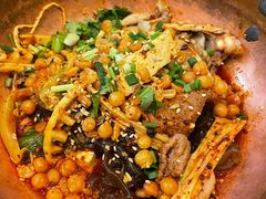 -成都你六姐·牛肉冒菜(上海环宇荟店)