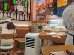 -彩虹站·香港烧腊茶餐厅